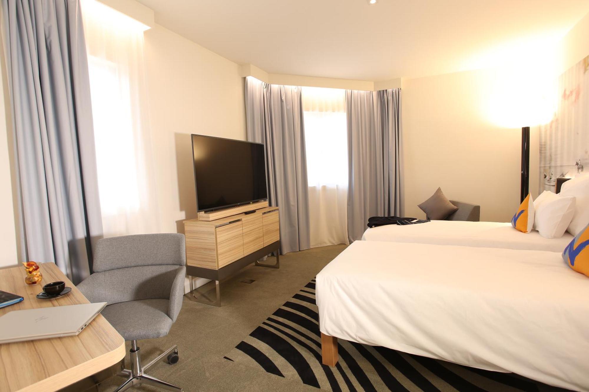 Novotel 4*